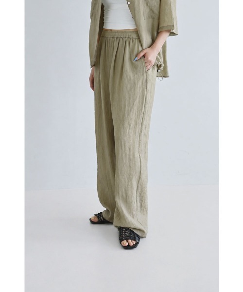 marjour(マージュール)の「SHEER RELAX PANTS(その他パンツ・レディース・ベージュ/ネイビー・M)」の4枚目の写真