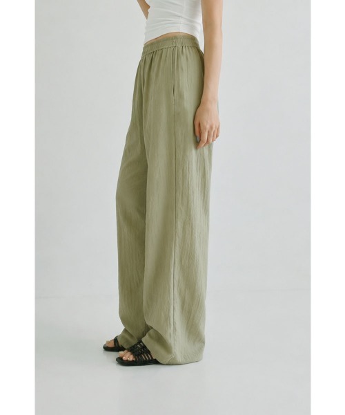 marjour(マージュール)の「SHEER RELAX PANTS(その他パンツ・レディース・ベージュ/ネイビー・M)」の6枚目の写真