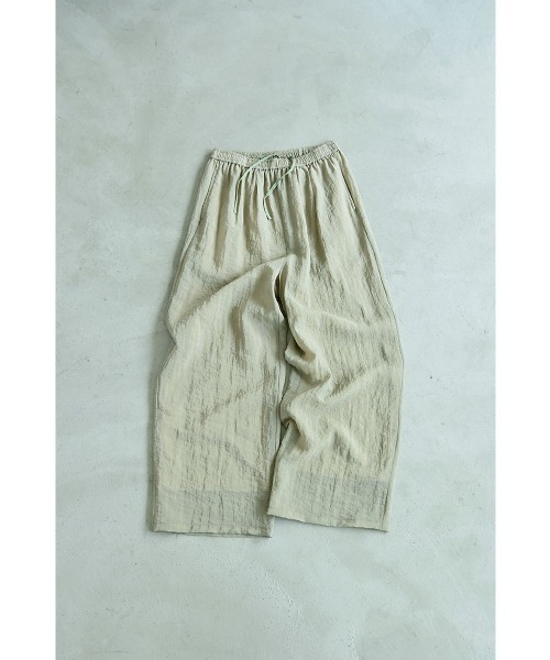 marjour(マージュール)の「SHEER RELAX PANTS(その他パンツ・レディース・ベージュ/ネイビー・M)」の11枚目の写真