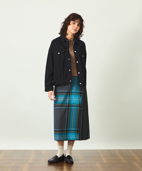 MACKINTOSH PHILOSOPHY(マッキントッシュ フィロソフィー)の「GREY LABEL デニムトラッカージャケット(デニムジャケット・レディース・ライトブルー/ダークネイビー/ブラック・2/6)」の15枚目の写真