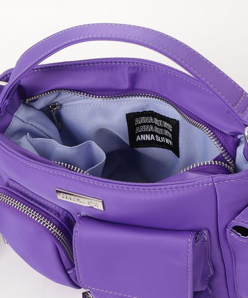 anna sui nyc(アナ スイ エヌ ワイ シー)の「ANNA SUI NYC/アナ スイ エヌワイシー/マルチポケットチビバッグ(ショルダーバッグ・レディース・ブラック/パープル/レッド/カーキ/シルバー/ブラック系その他・F)」の18枚目の写真