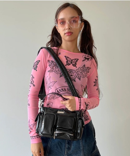 anna sui nyc(アナ スイ エヌ ワイ シー)の「ANNA SUI NYC/アナ スイ エヌワイシー/マルチポケットチビバッグ(ショルダーバッグ・レディース・ブラック/パープル/レッド/カーキ/シルバー/ブラック系その他・F)」の16枚目の写真