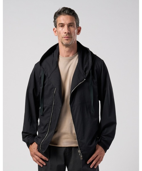 wjk(ダヴルジェイケイ)の「textured nylon short witch blouson(ブルゾン・メンズ・グレー/ブラック・X-LARGE/LARGE/MEDIUM/SMALL)」の10枚目の写真