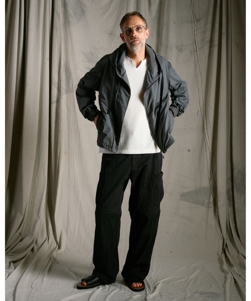 wjk(ダヴルジェイケイ)の「textured nylon short witch blouson(ブルゾン・メンズ・グレー/ブラック・X-LARGE/LARGE/MEDIUM/SMALL)」の15枚目の写真