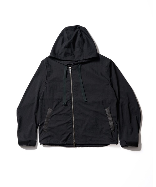 wjk(ダヴルジェイケイ)の「textured nylon short witch blouson(ブルゾン・メンズ・グレー/ブラック・X-LARGE/LARGE/MEDIUM/SMALL)」の9枚目の写真