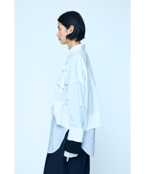 ENFOLD(エンフォルド)の「TUCK WIDE SHIRT(Tシャツ/カットソー・レディース・ホワイト/ダークネイビー・38)」の6枚目の写真