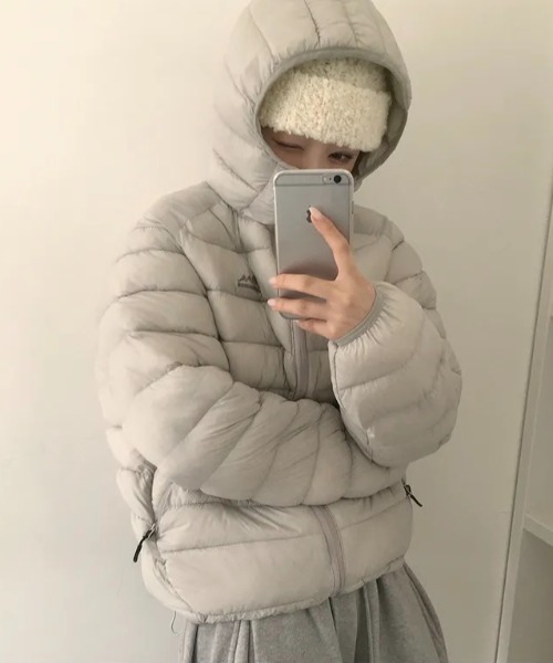 yuue' ( wear )(ユーイ)の「フードパーカー中綿ダウンジャケット/パディングジャケット(ダウンジャケット/コート・レディース・グレー/ブラック・FREE)」の18枚目の写真