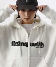 FFEIN（フェイン）の「【FFEIN(フェイン)】ヘビーウエイトデカロゴ3D刺繍立体フードジップパーカー / ジップアップ パーカー フーディー 裏起毛 ロゴ 刺繍 ユニセックス（パーカー）」