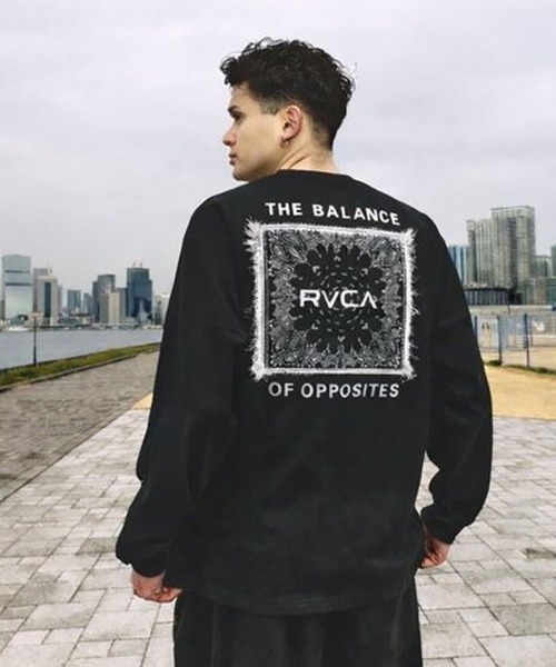 RVCA(ルーカ)の「RVCA BANDANA BALANCE CRAST CR(スウェット・メンズ・チャコール/ブラック・M/L)」の5枚目の写真