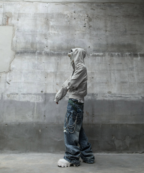 ROARINGRAD(ロアリングラド)の「ダブルウエストデニムパンツ ブルー(デニムパンツ・レディース・その他・LARGE/MEDIUM/SMALL)」の5枚目の写真