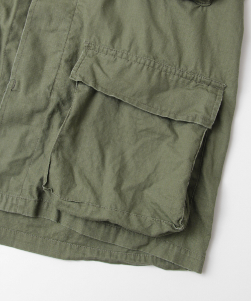 URBAN RESEARCH(アーバンリサーチ)の「UR ROTHCO BDU SHIRTS H.WASH(ブルゾン・レディース・オリーブ/カモフラージュ/ネイビー・FREE)」の11枚目の写真