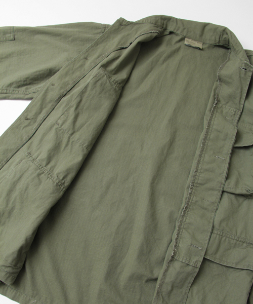 URBAN RESEARCH(アーバンリサーチ)の「UR ROTHCO BDU SHIRTS H.WASH(ブルゾン・レディース・オリーブ/カモフラージュ/ネイビー・FREE)」の15枚目の写真