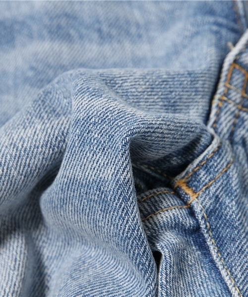 MOUSSY（マウジー）の「Crash Tapered（デニムパンツ・レディース・ブルー/ライトブルー・23inch/24inch/25inch/26inch/27inch）」の7枚目の写真