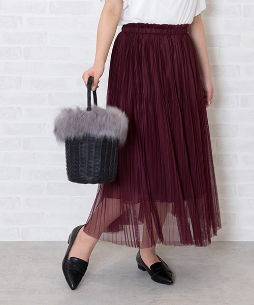 NATURAL BEAUTY BASIC(ナチュラルビューティーベーシック)の「細プリーツチュールスカート(スカート・レディース・ボルドー/ブラック・SMALL/MEDIUM)」の2枚目の写真