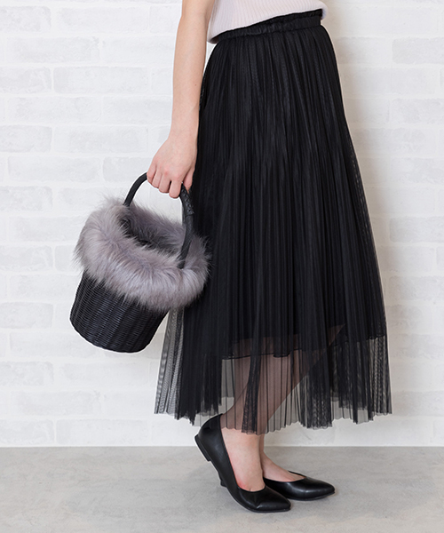 NATURAL BEAUTY BASIC(ナチュラルビューティーベーシック)の「細プリーツチュールスカート(スカート・レディース・ボルドー/ブラック・SMALL/MEDIUM)」の1枚目の写真