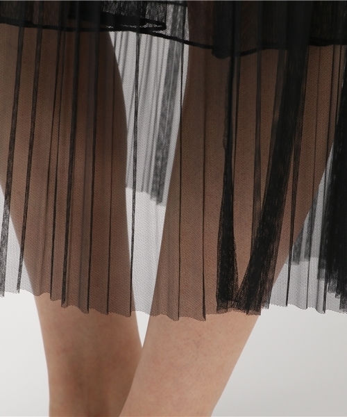 NATURAL BEAUTY BASIC(ナチュラルビューティーベーシック)の「細プリーツチュールスカート(スカート・レディース・ボルドー/ブラック・SMALL/MEDIUM)」の16枚目の写真