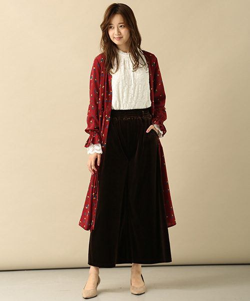 Honeys（ハニーズ）の「総レース＆袖コンシャスプルオーバー（Tシャツ/カットソー・レディース・アイボリー/レッド/ピンク/ブラック・M/L）」の14枚目の写真