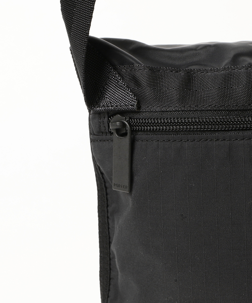 PORTER(ポーター)の「PORTER / “FRAME”ショルダーバッグ▲(ショルダーバッグ・メンズ・ブラック/ネイビー・ONE SIZE)」の9枚目の写真