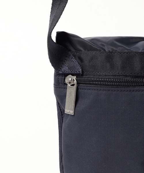 PORTER(ポーター)の「PORTER / “FRAME”ショルダーバッグ▲(ショルダーバッグ・メンズ・ブラック/ネイビー・ONE SIZE)」の17枚目の写真