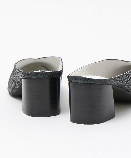 PICHE ABAHOUSE(ピシェ アバハウス)の「スクエアトウミュール(サンダル・レディース・ブラック/ブラウン/イエロー・34/35/36/37/38/39/40)」の8枚目の写真