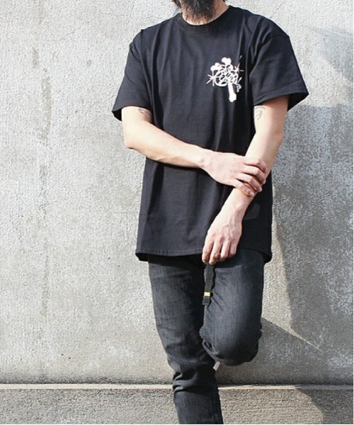 Port(ポート)の「【 eyedy / アイディー 】GYPSY TEE(Tシャツ/カットソー・メンズ・ブラック/ホワイト・M/XXL/L/XL)」の1枚目の写真