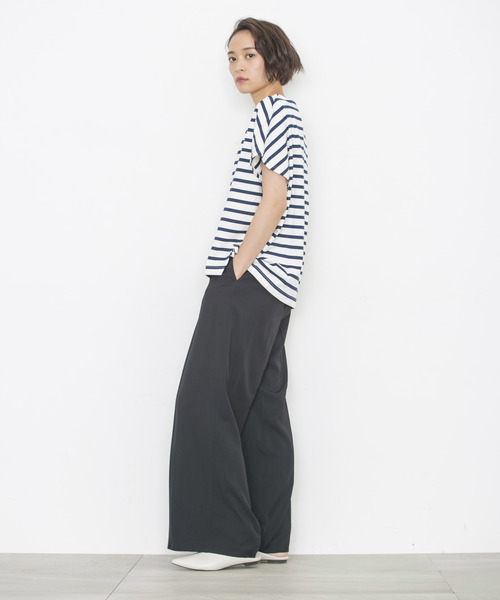 STUDIOUS（ステュディオス）の「【aquagirl】《STUDIOUS別注》ボーダーフレンチスリーブスリットプルオーバー（Tシャツ/カットソー・レディース・ブラック/ネイビー・FREE）」の3枚目の写真