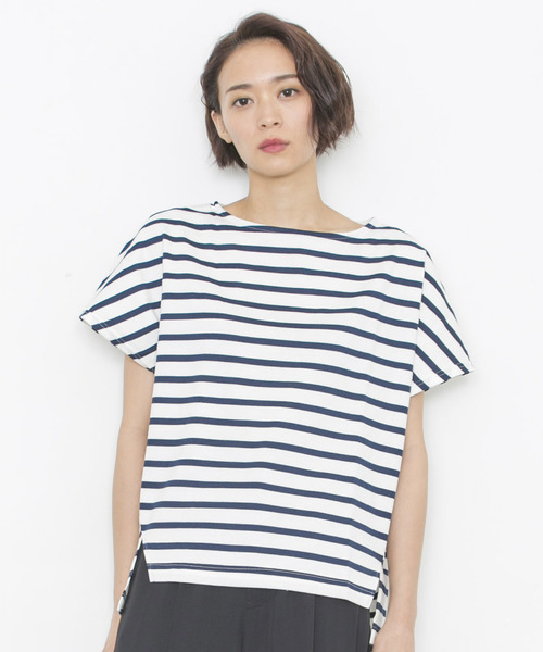 STUDIOUS（ステュディオス）の「【aquagirl】《STUDIOUS別注》ボーダーフレンチスリーブスリットプルオーバー（Tシャツ/カットソー・レディース・ブラック/ネイビー・FREE）」の8枚目の写真
