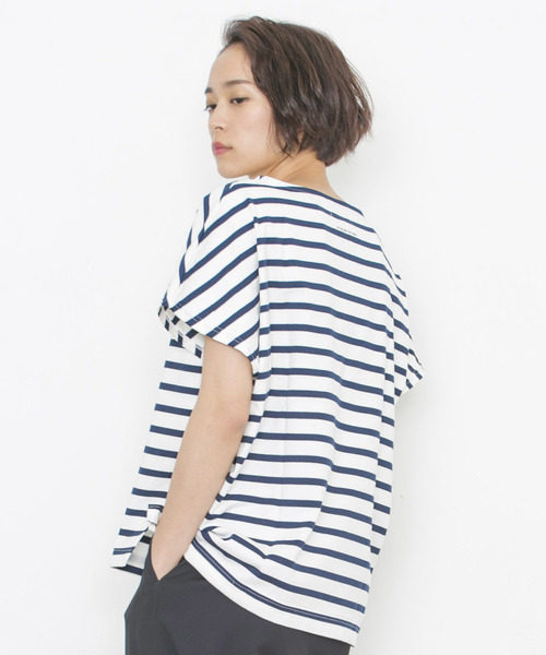 STUDIOUS（ステュディオス）の「【aquagirl】《STUDIOUS別注》ボーダーフレンチスリーブスリットプルオーバー（Tシャツ/カットソー・レディース・ブラック/ネイビー・FREE）」の11枚目の写真