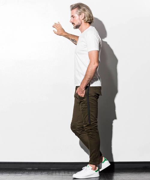 NUMBER (N)INE DENIM（ナンバーナインデニム）の「NUMBER (N)INE DENIM(ナンバーナインデニム)サイドラインテーパードパンツ（その他パンツ・メンズ・ブラック/ネイビー/カーキ・SMALL/MEDIUM/LARGE/X-LARGE）」の6枚目の写真