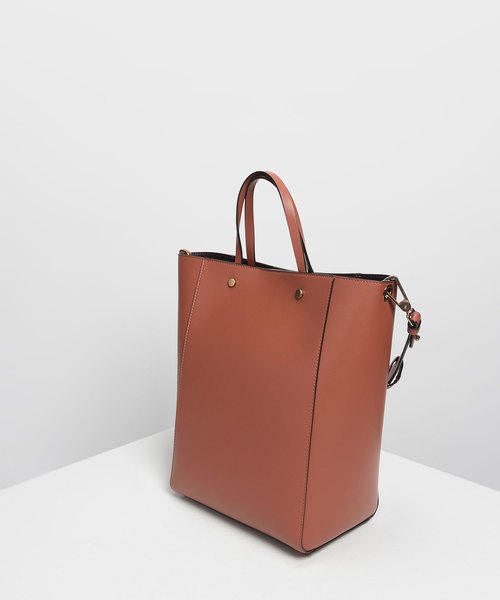 CHARLES & KEITH（チャールズ & キース）の「クラシックトートバッグ / Classic Tote Bag（トートバッグ・レディース・ライトブラウン/オリーブ/ブルー・XL）」の6枚目の写真