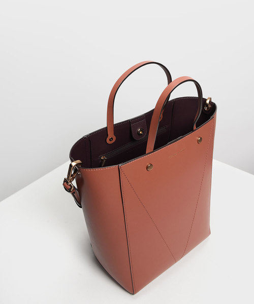 CHARLES & KEITH（チャールズ & キース）の「クラシックトートバッグ / Classic Tote Bag（トートバッグ・レディース・ライトブラウン/オリーブ/ブルー・XL）」の7枚目の写真