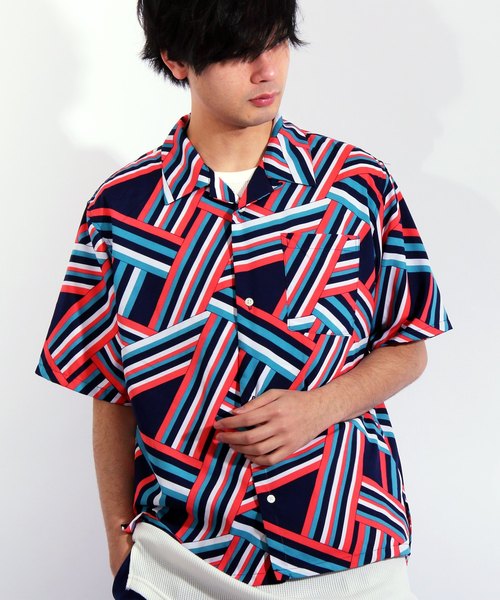 ８(eight)（エイト）の「総柄 半袖 アロハシャツ（シャツ/ブラウス・メンズ・ネイビー/ライトグリーン/ブラック系その他/ブラック系その他2・MEDIUM/LARGE）」の4枚目の写真