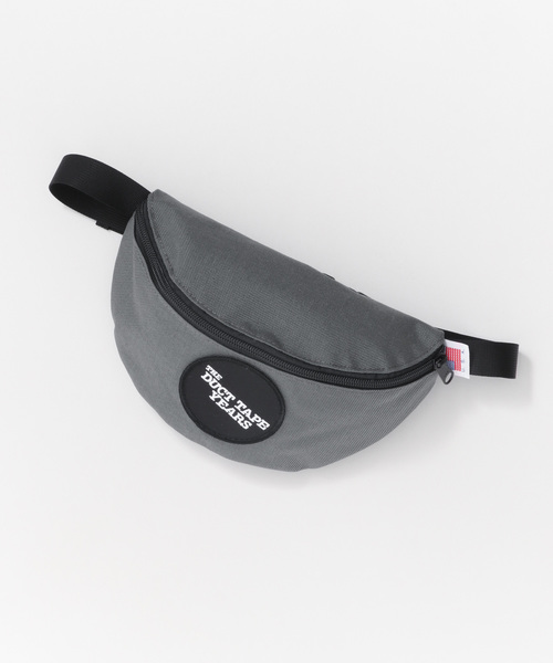 URBAN RESEARCH（アーバンリサーチ）の「THE DUCT TAPE YEARS DOT LOGO FANNY PACK（ボディ