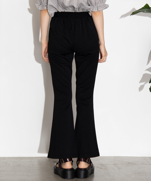 WEGO(ウィゴー)の「WEGO/タックフレアパンツ(その他パンツ・レディース・ブラック・FREE)」の4枚目の写真