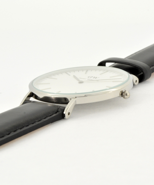 bpr BEAMS（ビーピーアール ビームス ）の「DANIEL WELLINGTON / Classic シェフィールド/シルバー 40mm（アナログ腕時計・メンズ・ブラック/ブラウン/ダークブラウン/ブラウン系その他/ブラック系その他・ﾌﾘ-）」の6枚目の写真