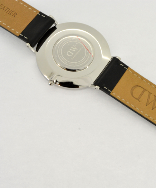 bpr BEAMS（ビーピーアール ビームス ）の「DANIEL WELLINGTON / Classic シェフィールド/シルバー 40mm（アナログ腕時計・メンズ・ブラック/ブラウン/ダークブラウン/ブラウン系その他/ブラック系その他・ﾌﾘ-）」の10枚目の写真