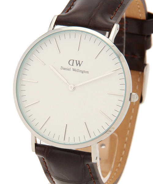 bpr BEAMS（ビーピーアール ビームス ）の「DANIEL WELLINGTON / Classic シェフィールド/シルバー 40mm（アナログ腕時計・メンズ・ブラック/ブラウン/ダークブラウン/ブラウン系その他/ブラック系その他・ﾌﾘ-）」の22枚目の写真
