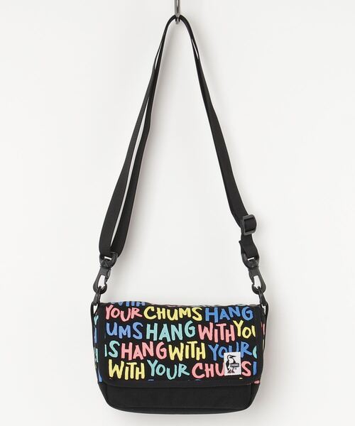 CHUMS(チャムス)の「【CHUMS】Small Camera Shoulder Sweat Nylon(ショルダーバッグ・メンズ・ブラック/ネイビー/その他/ヘザーグレー/カモフラージュ/サックスブルー/ブラック×ホワイト・FREE)」の6枚目の写真