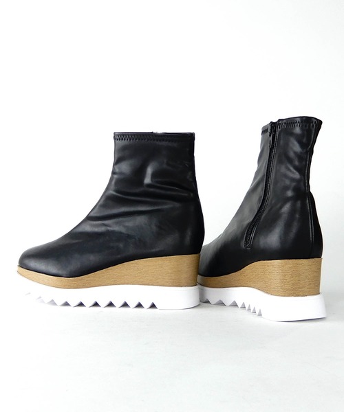minia（ミニア）の「プラットフォームソックスミドルブーツ [ minia ]（ブーツ・レディース・ブラック/ベージュ/ブラック系その他・LL/S/M/L）」の20枚目の写真