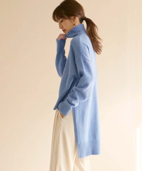 HER CLOSET（ハークローゼット）の「【入荷なし】【HERCLOSET】前後差スリットハイネックニットプルオーバー（ニット/セーター・レディース・ブラック/ベージュ/ブルー/ライトベージュ・M）」の4枚目の写真