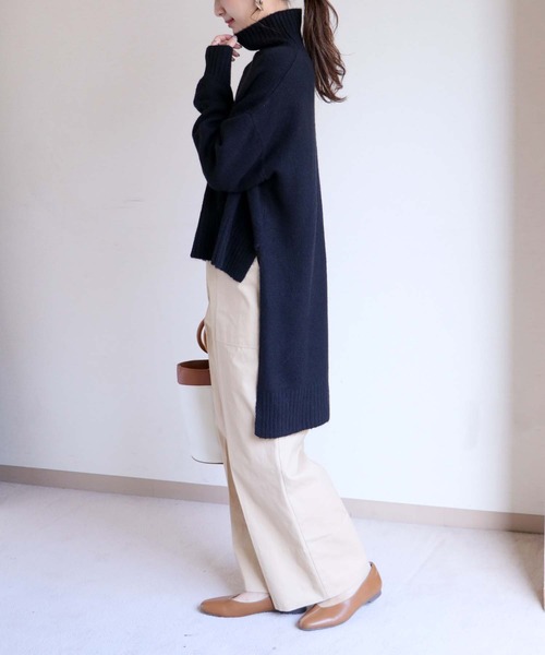 HER CLOSET（ハークローゼット）の「【入荷なし】【HERCLOSET】前後差スリットハイネックニットプルオーバー（ニット/セーター・レディース・ブラック/ベージュ/ブルー/ライトベージュ・M）」の5枚目の写真