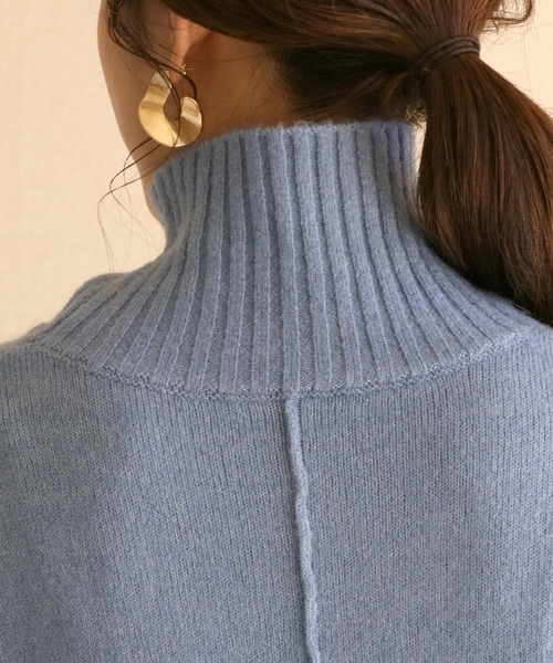 HER CLOSET（ハークローゼット）の「【入荷なし】【HERCLOSET】前後差スリットハイネックニットプルオーバー（ニット/セーター・レディース・ブラック/ベージュ/ブルー/ライトベージュ・M）」の15枚目の写真