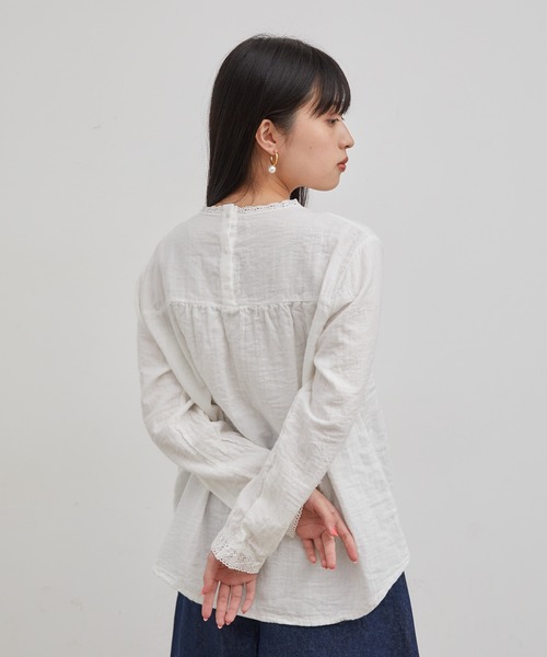 Libra Cue(リブラ キュー)の「Libra コットンガーゼレースブラウス(シャツ/ブラウス・レディース・ホワイト・FREE)」の15枚目の写真