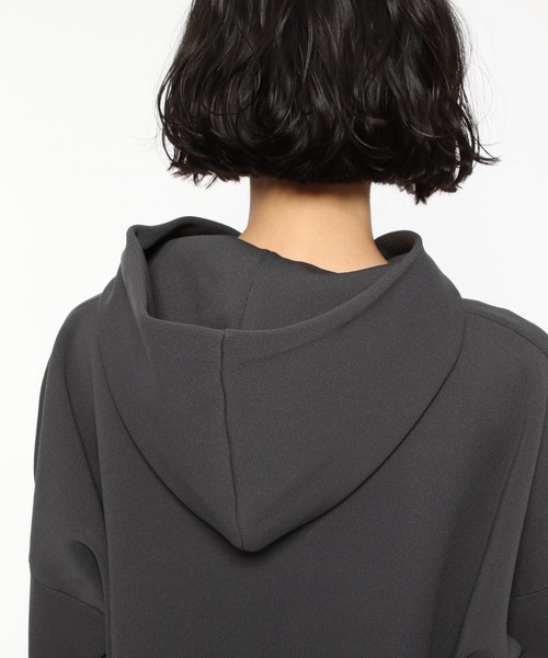 LAKOLE（ラコレ）の「ミラノリブニットフーディー / LAKOLE（パーカー・レディース・ベージュ/オフホワイト/ライトブラウン/スモーク・SMALL/MEDIUM）」の15枚目の写真