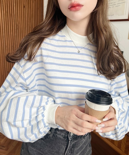 moment+（モーメントプラス）の「【累計販売枚数4万枚突破！】綿100％無地＆ボーダー モックネックボリュームスリーブロンT（Tシャツ/カットソー・レディース・ブラック/パープル/ブラウン/オフホワイト/カーキ/イエロー/ブルー/ライトグリーン/ミント/グレイッシュベージュ/コーラル/ベージュ/グリーン/ブラック系その他/ピンク/レッド/ベージュ系その他/サックスブルー/グレー/杢グレー/チャコールグレー/ピンク系その他・FREE/M）」の15枚目の写真