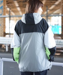 53941512b_b_20_215.jpg