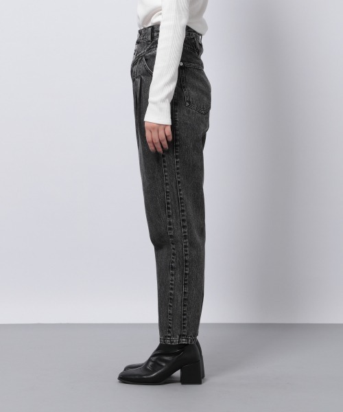 PAGEBOY(ページボーイ)の「エルゴノミックジーンズ(デニムパンツ・レディース・ブラック系その他/ケミカルウォッシュ・25inch/26inch)」の17枚目の写真
