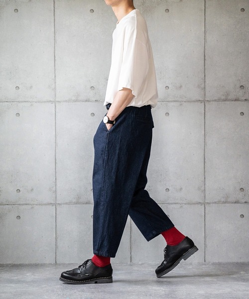 anown(アノン)の「ワイドクロップドデニムパンツ【ファッションインフルエンサー しゅんたろー×anown 限定コラボ】(デニムパンツ・メンズ・ライトブルー/ブルー・M/L)」の10枚目の写真