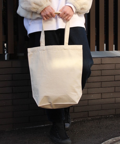 United Athle（ユナイテッドアスレ）の「【UNITED ATHLE】ユナイテッドアスレ ヘビーコットンキャンバストートバッグ Mサイズ 1460（トートバッグ・レディース・ブラック/ベージュ系1/ナチュラル/ネイビー/ベージュ系3/ベージュ系2/ライトグレー/ベージュ系4/レッド・M）」の14枚目の写真