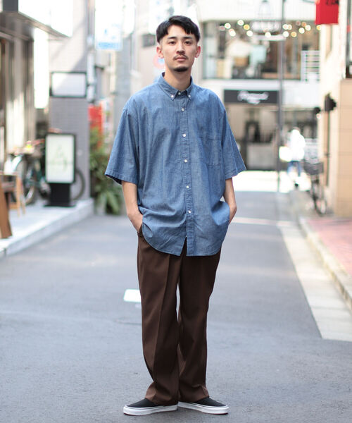 BEAMS（ビームス）の「BEAMS / 5分袖 イージー ボタンダウンシャツ（シャツ/ブラウス・メンズ・ブルー系その他4/その他/ホワイト・MEDIUM/X-LARGE/SMALL/LARGE）」の5枚目の写真